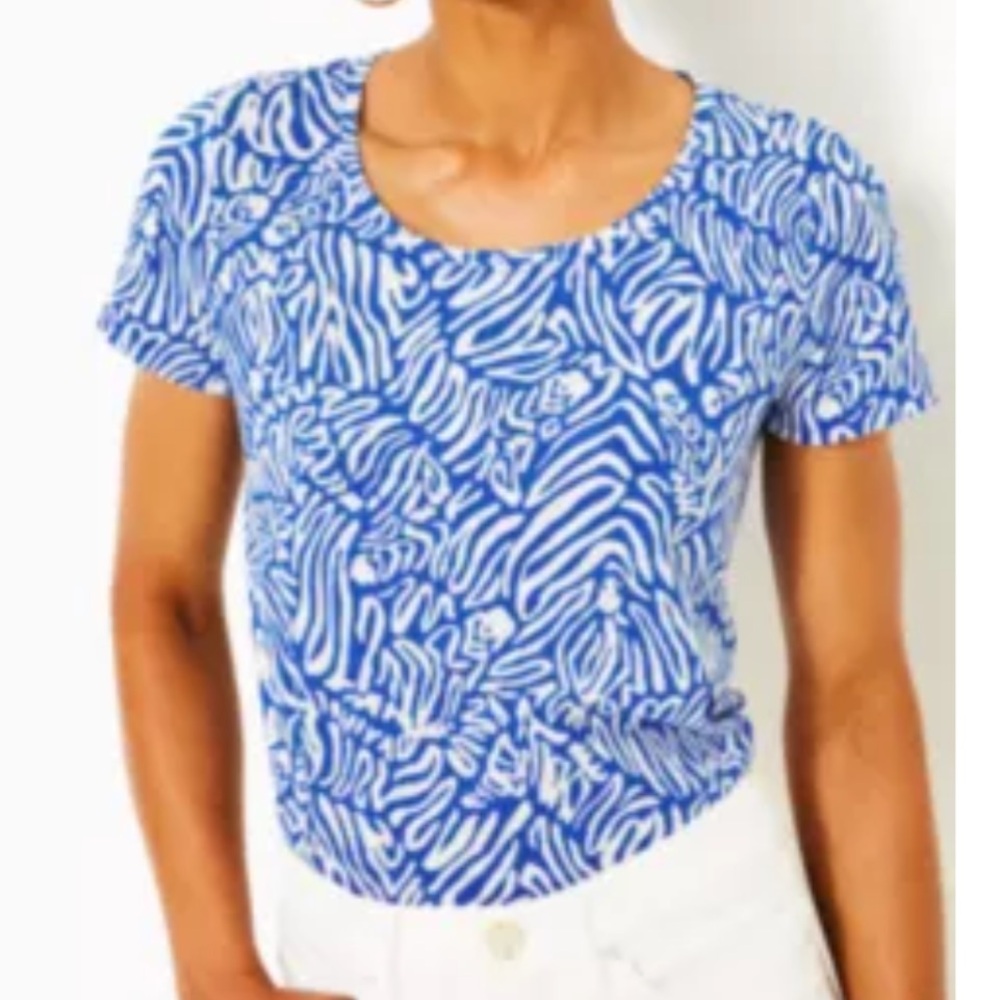Lilly Pulitzer Blue and White Button Down Short Sleeve Top